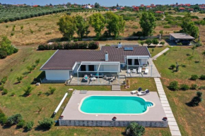 Haddock Beachfront Villa